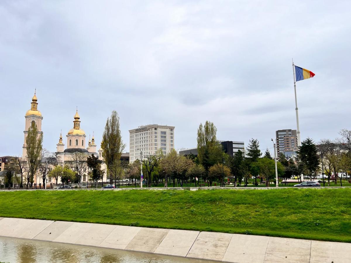 Central Metropolitan Bright 2 Iasi Eksteriør billede